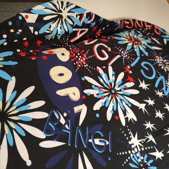 LuLaRoe Randy 4th of July Top Medium - Picture 2 of 7